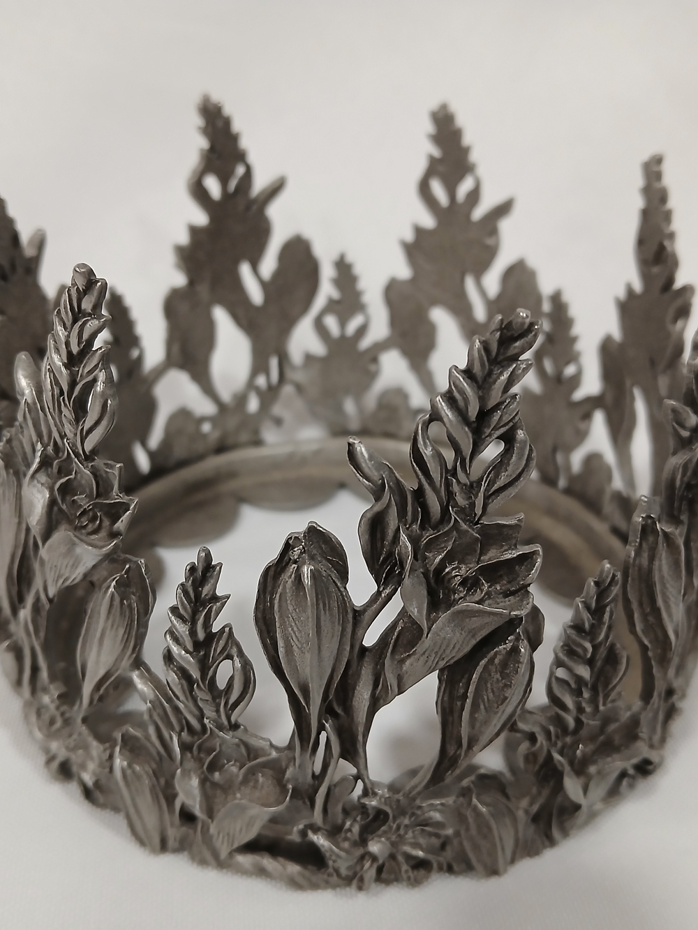 Scents & Accents Lavender Fine Pewter Made in USA Pillar Candle Holder Ring 1998